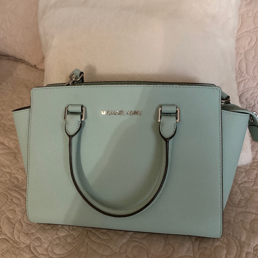 Michael Kors handbag and matching wallet